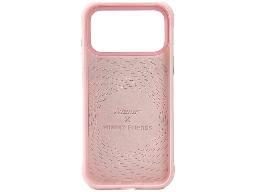 Różowe etui na telefon z dużym otworem na aparat, ozdobione wzorem z drobnymi liniami. Na środku widoczny jest napis \'Nimmy x NIMMY Friends\'.