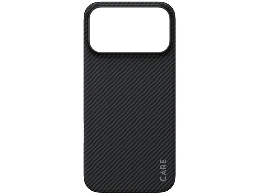 Czarne etui z teksturą w skośne linie, z dużym otworem na aparat i napisem \'CARE\' w dolnym rogu.