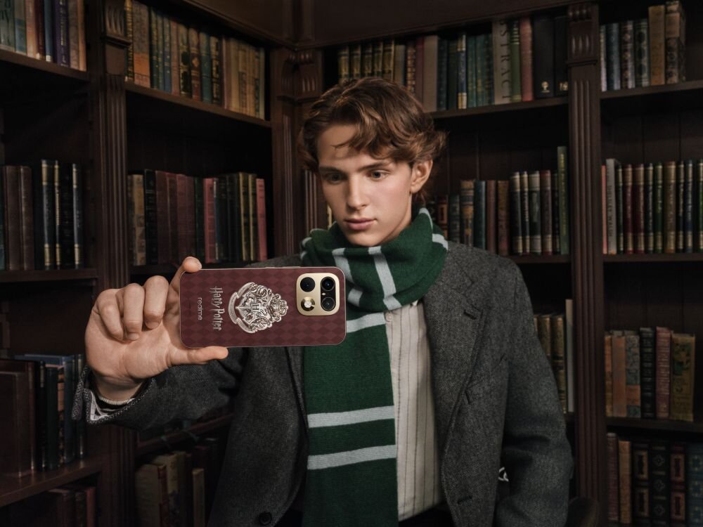 Smartfon REALME 16 Pro 5G 12-256GB 6.78 144Hz Harry Potter Edition  