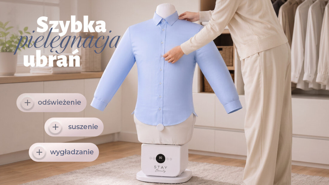 Na obrazie widoczny jest manekin prasujący z niebieską koszulą, a obok niego osoba w jasnym ubraniu. Na górze znajduje się tekst: \'Szybka pielęgnacja ubrań\', a poniżej trzy przyciski z napisami: \'+ odświeżenie\', \'+ suszenie\', \'+ wygładzanie\'.