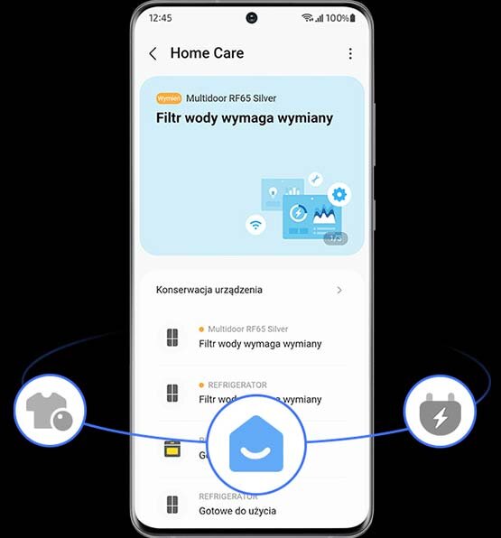 SmartThings Home Care Na ekranie smartfona widoczna jest aplikacja \'Home Care\' z informacją \'Filtr wody wymaga wymiany\'. W dolnej części ekranu znajdują się ikony związane z konserwacją urządzenia.