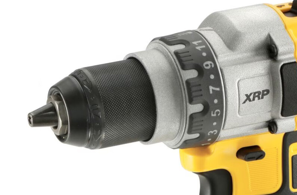 Wiertarko-wkrętarka DEWALT DCD991P2B do mocowania osprzętu za pomocą szybkozaciskowego uchwytu wiertarskiego 13 mm uchwyt magnetyczny uchwyt magnetyczny