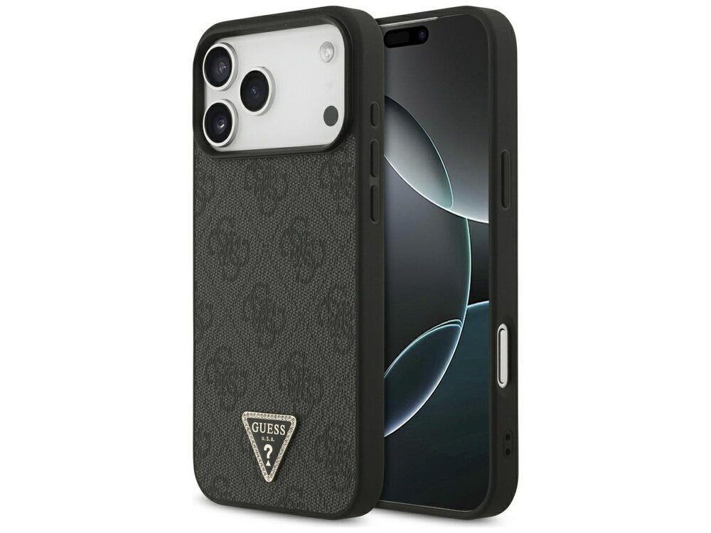 Czarne etui na telefon z wzorem 4G i trójkątnym logo GUESS na dole. Etui jest dopasowane do telefonu z trzema aparatami i wycięciem na przyciski.