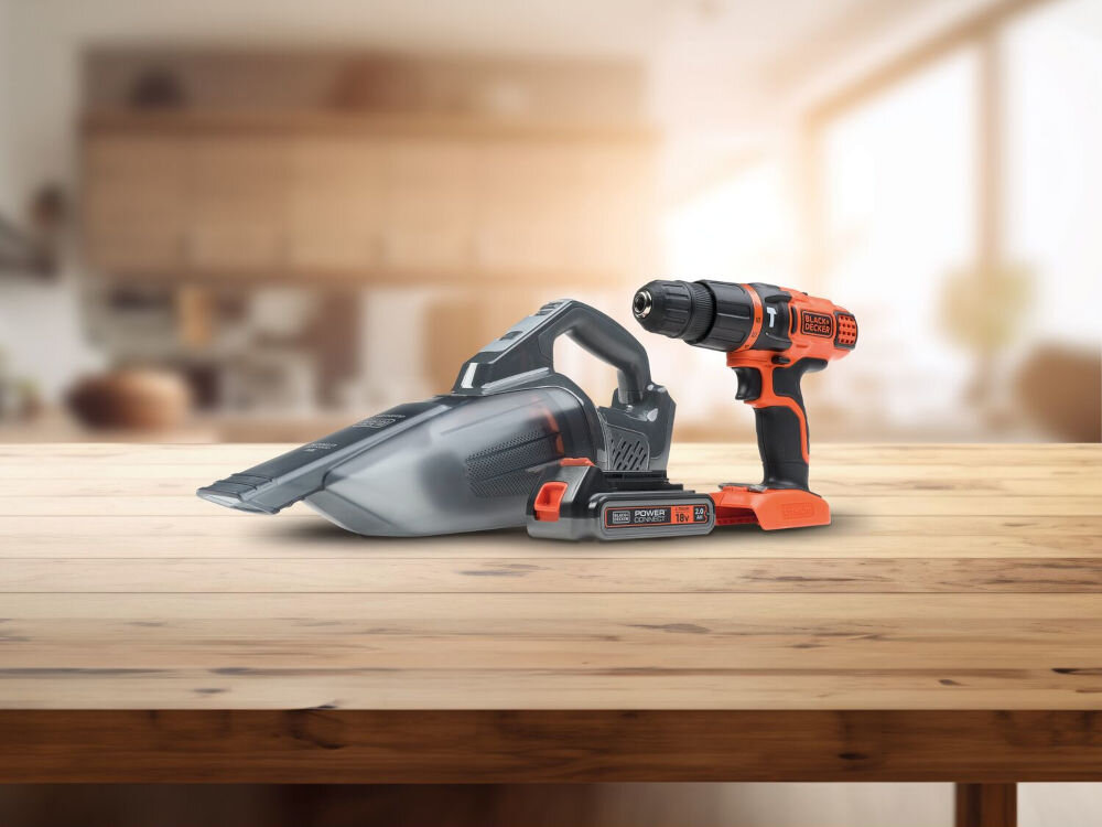 Akumulator BLACK&DECKER BL2018-XJ 2Ah 18V, moc, zasilanie, akumulator, Akumulator wraz sprzętem z którym współgra, na blacie w pokoju dziennym