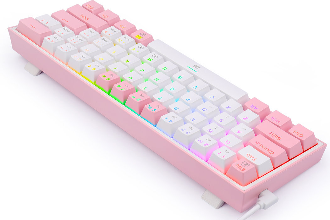 Klawiatura mechaniczna w kolorach biało-różowych z podświetleniem RGB. Widoczne są klawisze z oznaczeniami liter i symboli w różnych kolorach.
