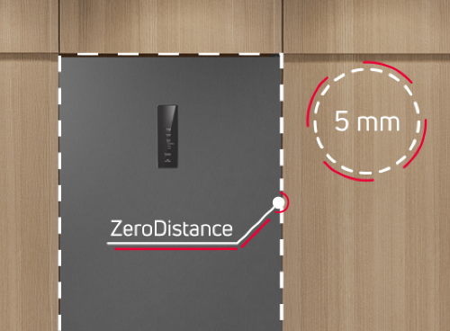 Obraz przedstawia lodówkę w zabudowie z napisem \'ZeroDistance\' oraz oznaczeniem \'5 mm\'.