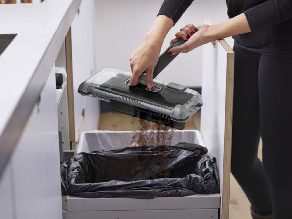 Szczotka elektryczna BLACK&DECKER PSA215B-QW wygodne sprzatanie komfort raczka z regulacja lekka waga