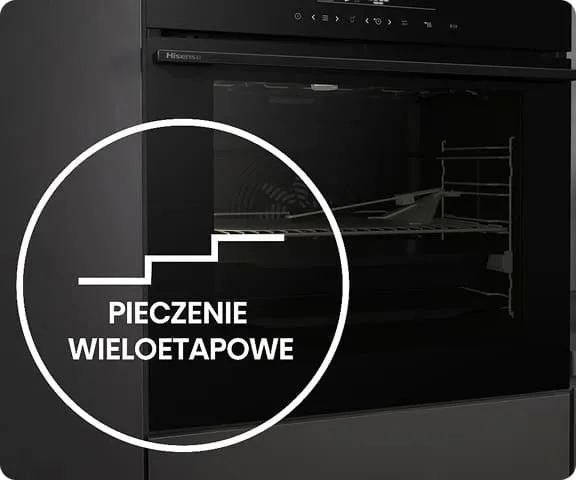 Czarny piekarnik z widocznym logo Hisense i panelem sterowania. Na obrazie znajduje się napis \'PIECZENIE WIELOETAPOWE\'.