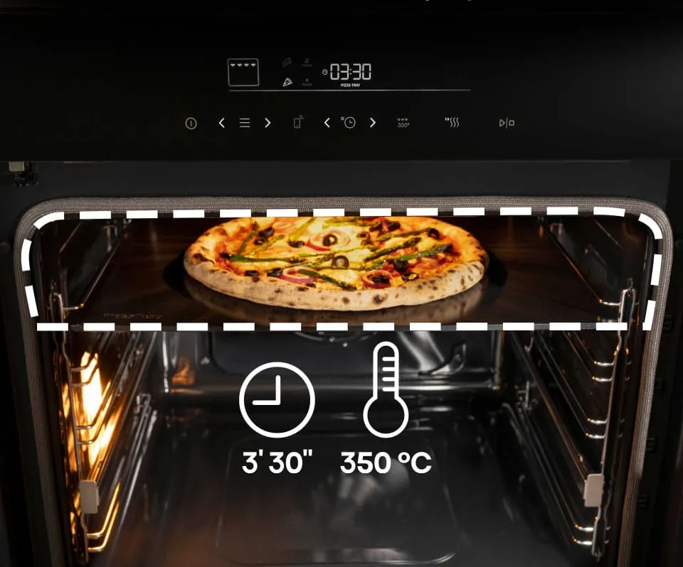 Wnętrze piekarnika z widoczną pizzą na ruszcie. Na obrazie znajdują się ikony zegara z napisem \'3\'30\