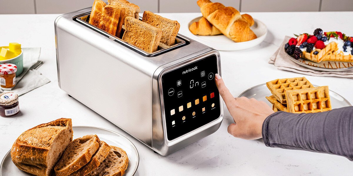 Toster NUTRICOOK TS401ME Wygodne sterowanie gładki panel dotykowy Wystarczy jedno dotknięcie