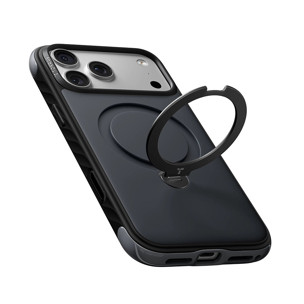 Czarne etui na telefon z wbudowanym pierścieniem do trzymania. Na etui widoczne są trzy otwory na aparaty oraz logo \'TORRAS\'.