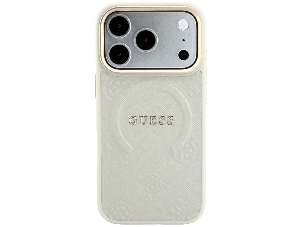 Beżowe etui na telefon z wytłoczonym wzorem i napisem \'GUESS\'. Widoczne są trzy obiektywy aparatu oraz dodatkowe sensory.