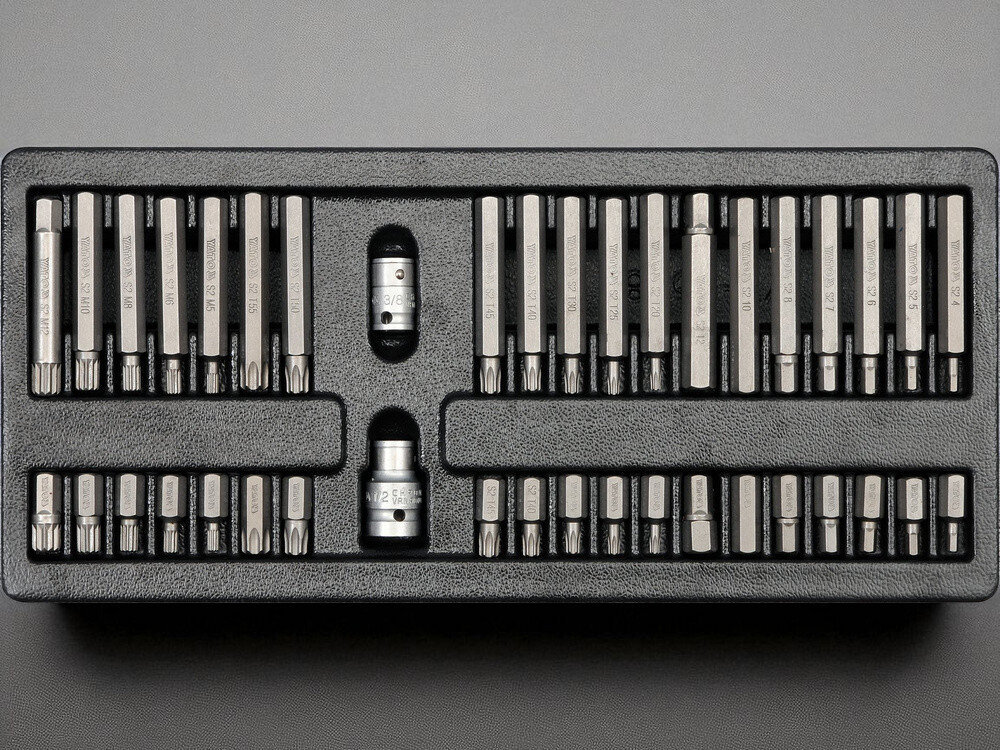Wkład Yato YT-5538 szafka narzędziowa końcówki śrubokrętowe Torx Spline sześciokątne S2 CrV 40 sztuk