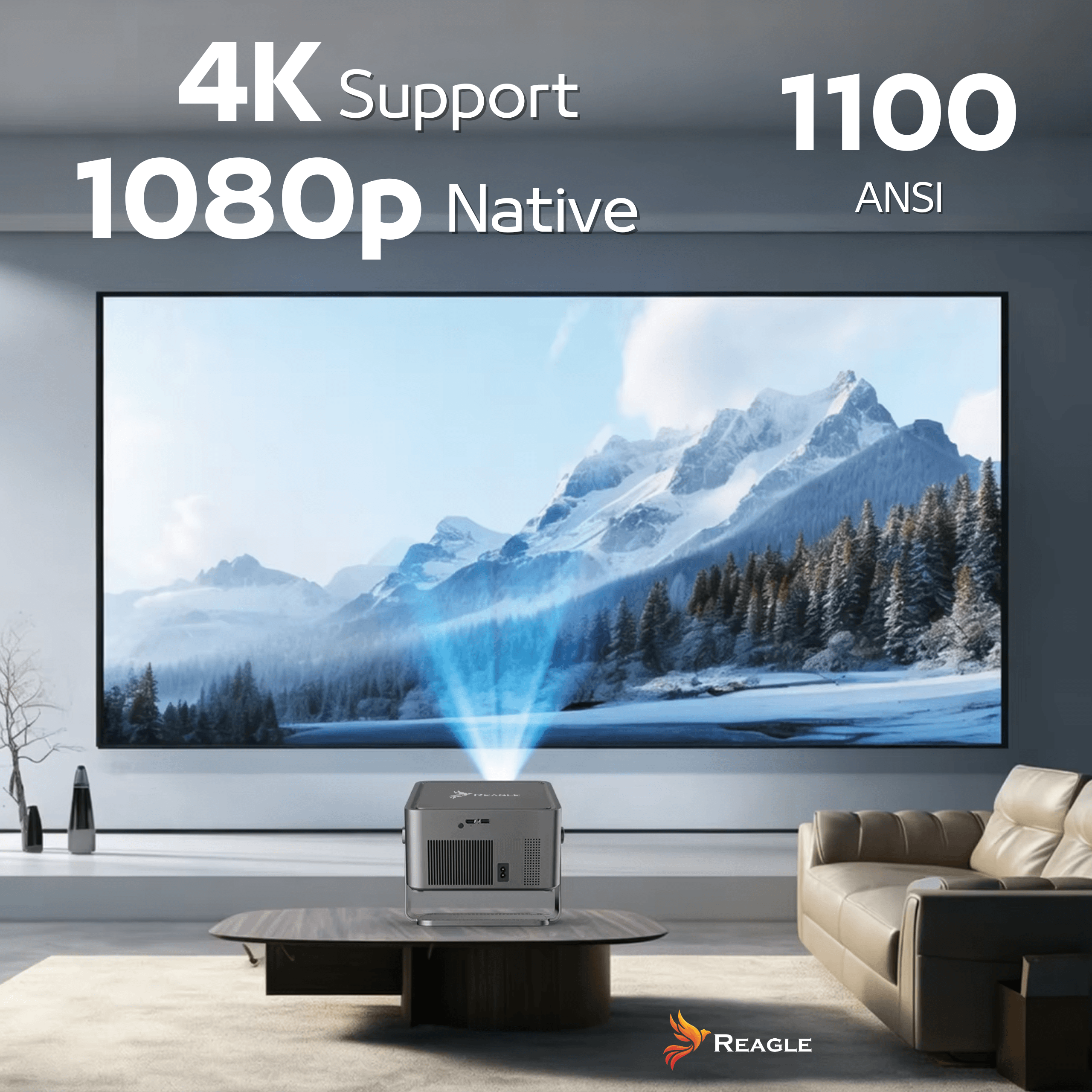Obraz przedstawia projektor wyświetlający krajobraz górski na dużym ekranie w salonie. Widoczny tekst to: \'4K Support 1080p Native 1100 ANSI\' oraz logo \'REAGLE\'.