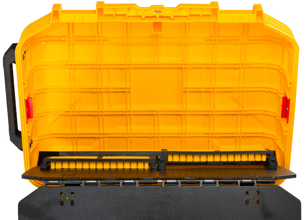 Walizka narzędziowa STANLEY FMST1-71943 Fatmax zbliżenie na pokrywę z wysokiej jakości tworzywa sztucznego wzmocniona włóknem szklanym wytrzymałość na intensywne użytkowanie metalowe zatrzaski solidne zaczepy udźwig do 30 kg