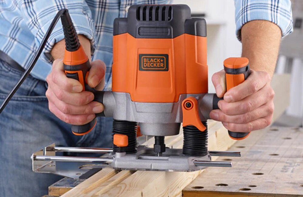 Frezarka BLACK DECKER KW1200EKA QS Efektywne wykończenie Kreatywność i wydajność pracy