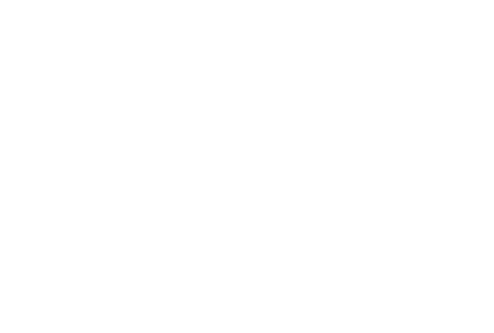 Obraz przedstawia tabelę z wymiarami i danymi technicznymi urządzenia. Zawiera informacje takie jak szerokość 59,5 cm, wysokość 84,5 cm, głębokość 64 cm, waga brutto 58 kg, roczne zużycie energii 198 kWh oraz zużycie energii w trybie Standby 0,57 W.