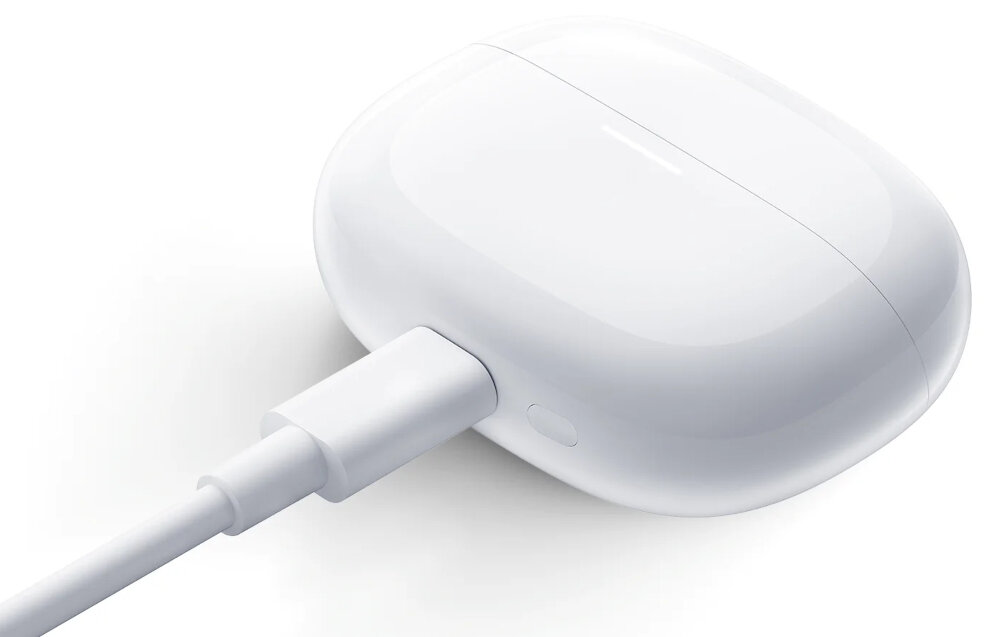 Białe etui ładujące z podłączonym kablem USB-C.