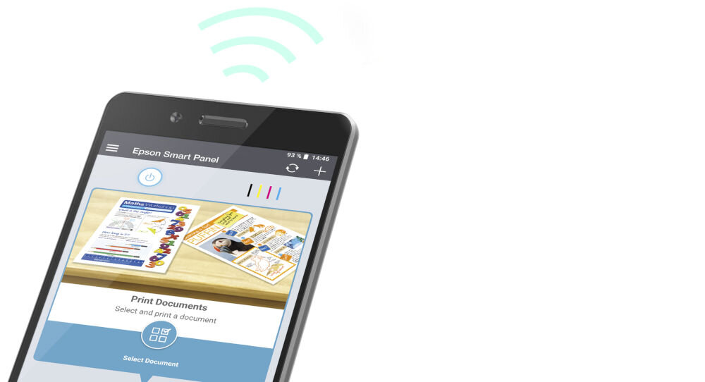 Na ekranie smartfona widoczna jest aplikacja Epson Smart Panel z opcją \'Print Documents\'. Nad urządzeniem unosi się symbol sygnału Wi-Fi.
