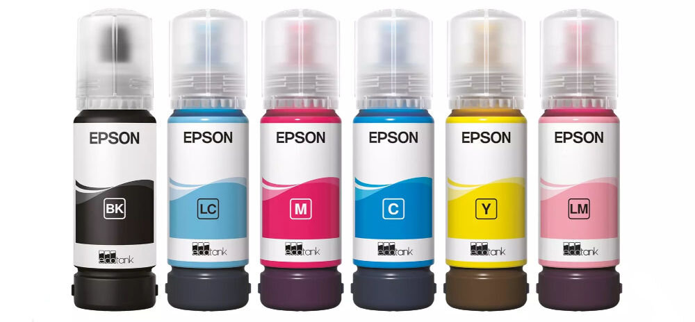 Na obrazie widoczne są sześć butelek z tuszem marki EPSON, oznaczone symbolami BK, LC, M, C, Y, LM. Każda butelka ma etykietę z logo EPSON i napisem EcoTank.
