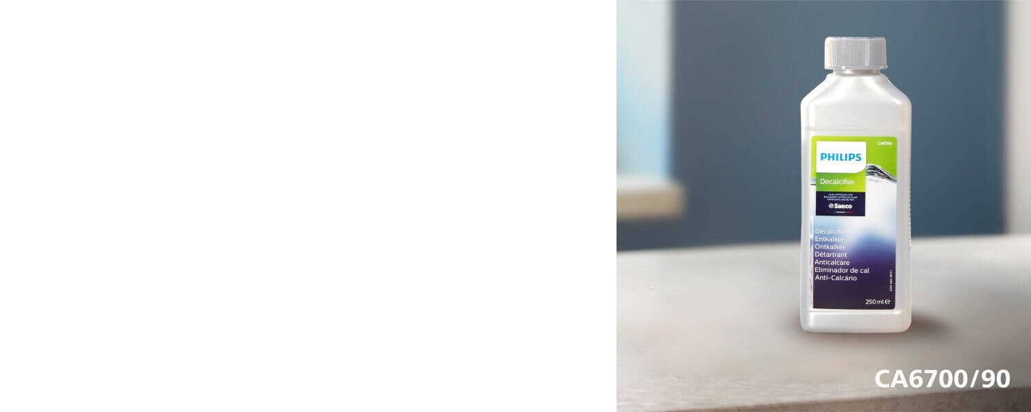Na obrazie widoczna jest biała butelka z etykietą \'PHILIPS\' oraz napisem \'CA6700/90\'.
