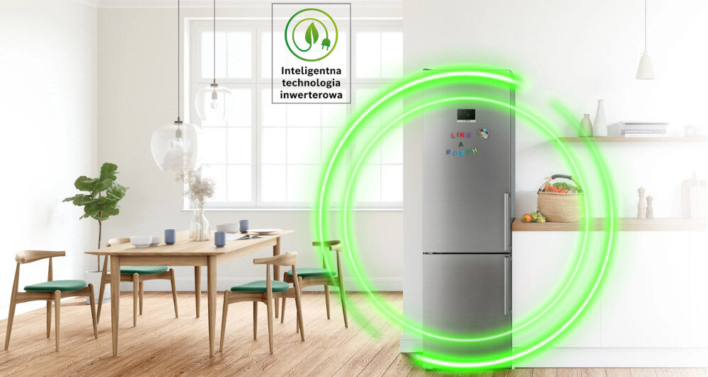 W jasnej kuchni stoi lodówka z napisem \'LOVE BOSCH\' z kolorowych magnesów. Obok lodówki widoczny jest symbol z napisem \'Inteligentna technologia inwerterowa\'.
