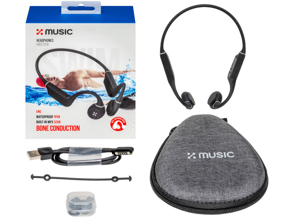 Na obrazie widoczne są czarne słuchawki kostne, etui z logo \'xmusic\', kabel USB, zatyczki do uszu oraz opakowanie z napisem \'xmusic Headphones XWS700K\'.
