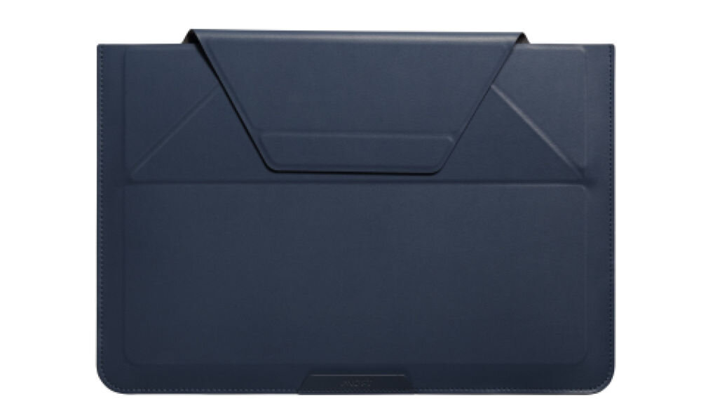 Granatowa torba na laptopa z prostym, eleganckim designem i klapką zamykającą.