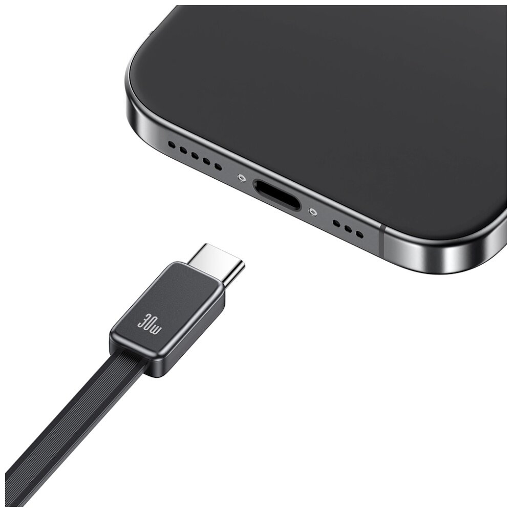 Obraz przedstawia zbliżenie na port ładowania urządzenia oraz kabel USB-C z oznaczeniem \'30W\'.