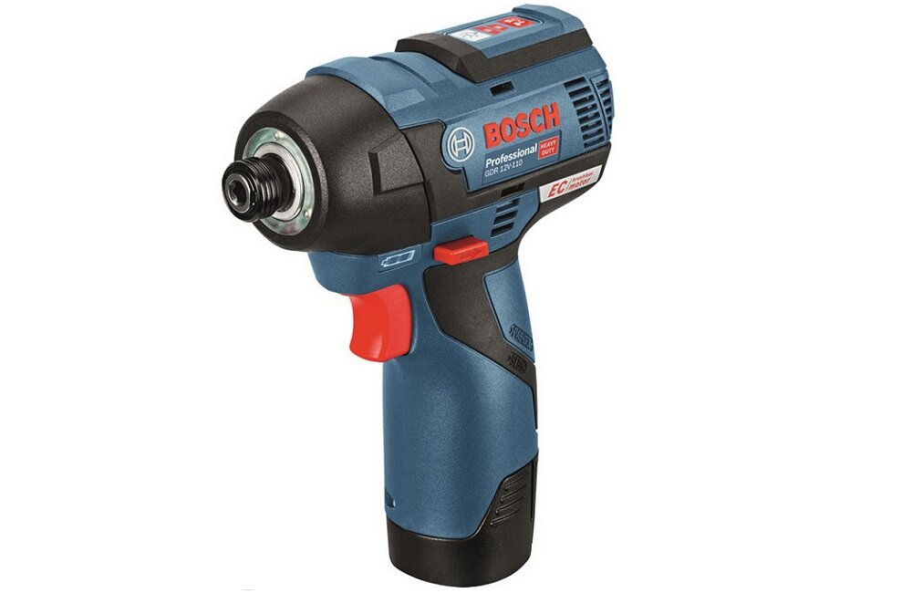 Na obrazie widoczny jest niebieski klucz udarowy z czarnymi i czerwonymi elementami. Na urządzeniu znajduje się logo BOSCH oraz napisy \'Professional GDR 12V-110\' i \'EC brushless\'.