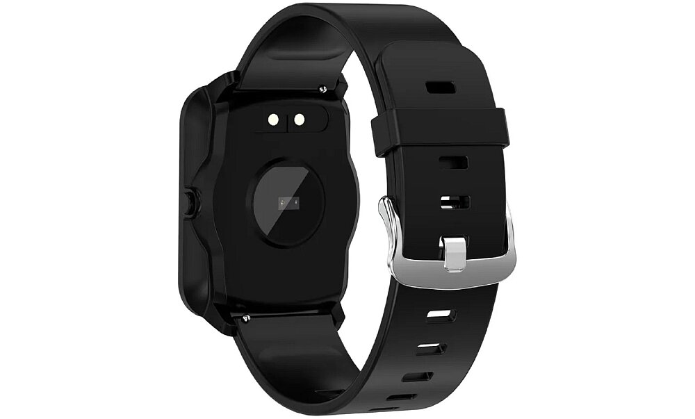 Czarny smartwatch z prostokątną kopertą i silikonowym paskiem, widoczny od strony zapięcia. Na spodzie koperty znajdują się dwa sensory i okrągły element centralny.