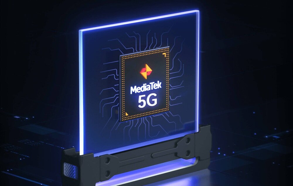 Obraz przedstawia podświetlony panel z napisem \'MediaTek 5G\' na ciemnym tle z motywem obwodów elektronicznych.