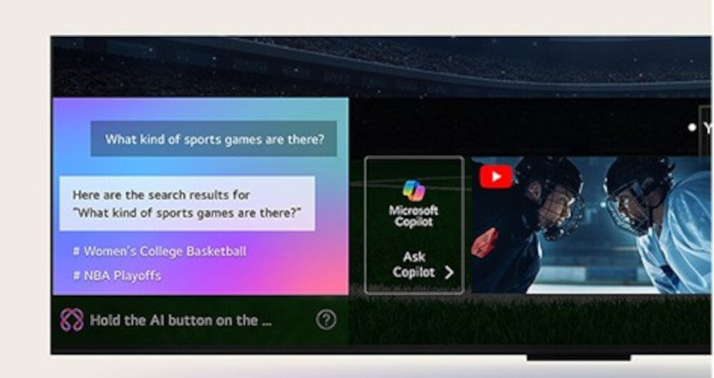 Na ekranie telewizora widoczny jest interfejs z pytaniem \'What kind of sports games are there?\' oraz wynikami wyszukiwania: \'# Women\'s College Basketball\' i \'# NBA Playoffs\'. Obok znajduje się panel z napisem \'Microsoft Copilot Ask Copilot\' oraz obrazek dwóch osób w strojach sportowych.