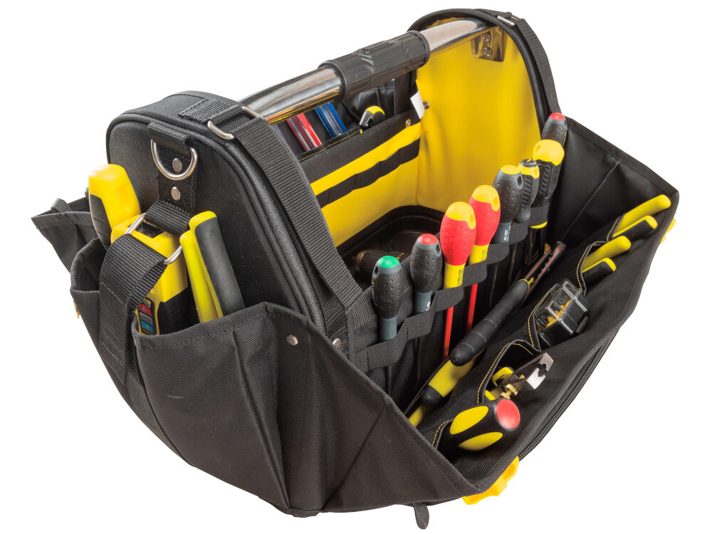 Torba narzędziowa STANLEY Fatmax Quick Access FMST1-80146 otwarta torba na białym tle widoczna od przodu pod skosem wnętrze wypełnione narzędziami funkcjonalny układ przegród otwarta konstrukcja wszystkie niezbędne elementy są uporządkowane i łatwo dostępne praca staje się płynna i mniej stresująca mocne materiały ergonomiczny uchwyt funkcjonalne kieszenie