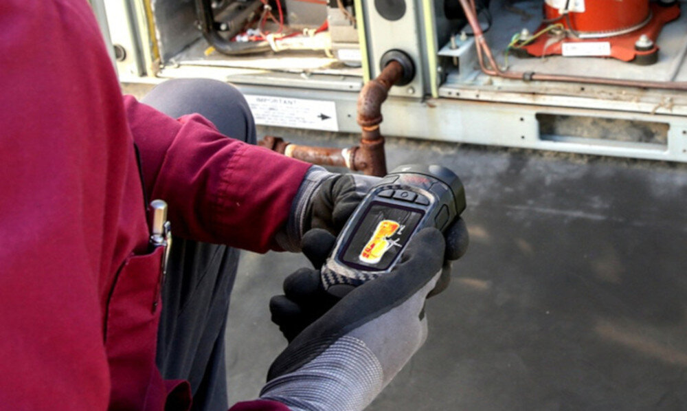 Kamera termowizyjna SEEK THERMAL Reveal Pro (RQ-EAA) przeznaczenie cechy zastosowanie działanie