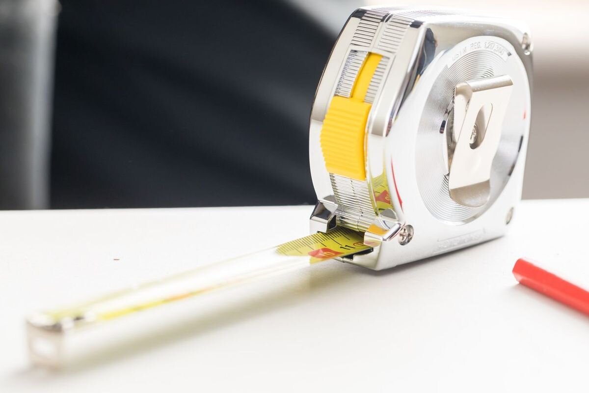 Miara zwijana STANLEY 1-33-194 (5 m), automatyczne, zwijanie, blokada, chwyt, końcówka miarki chwyta róg deski