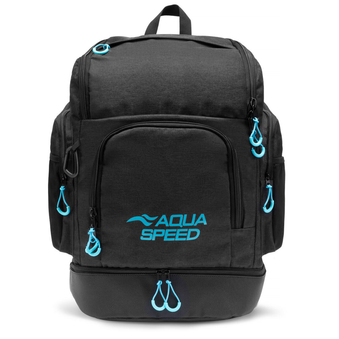 Czarny plecak z niebieskimi suwakami i logo \'AQUA SPEED\' na przedniej kieszeni. Plecak ma kilka kieszeni zapinanych na zamek błyskawiczny.
