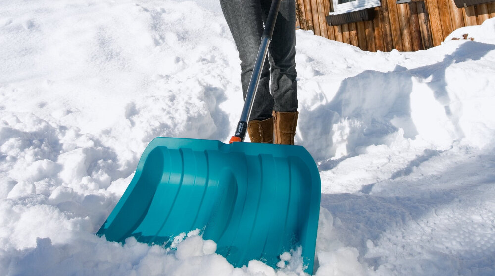 Łopata GARDENA 3243-20 tworzywo sztuczne odporne na uderzenia praca w temperaturach do -40°C nie ulega zniszczeniu pod wplywem soli drogowej trwalosc