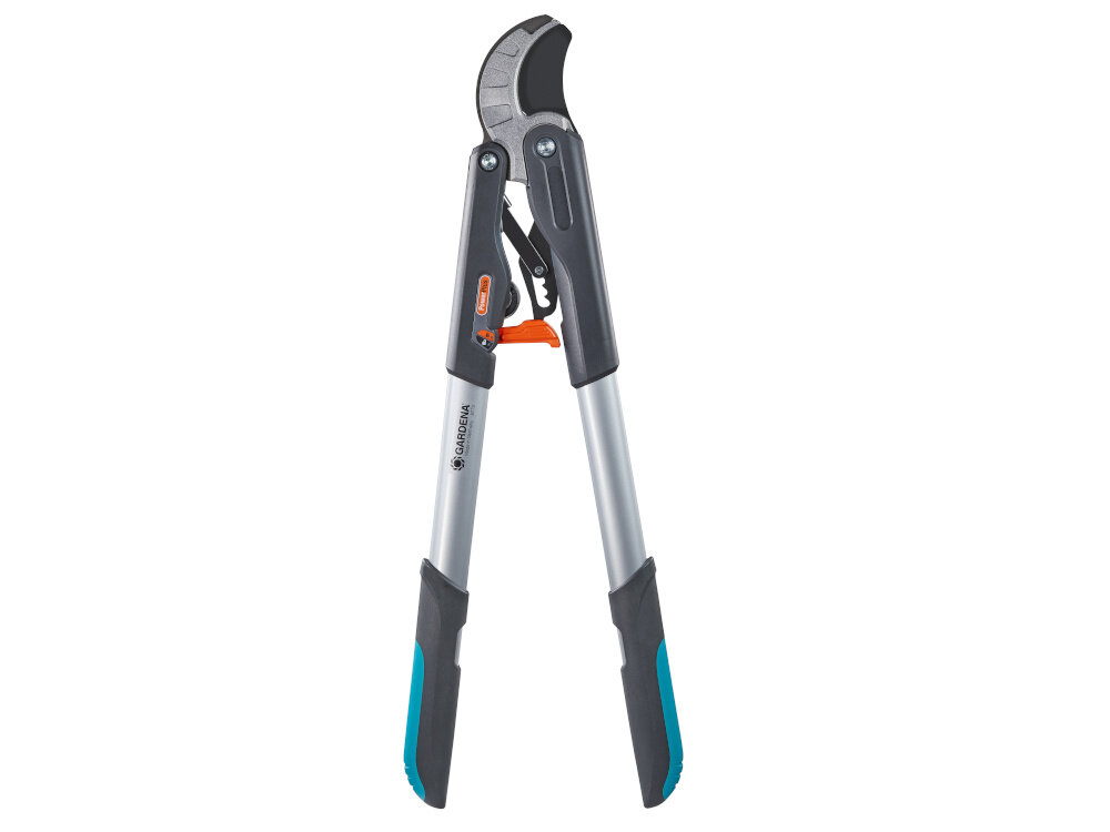 Sekator do gałęzi GARDENA 8773-20 sekator na białym tle do sprawnego cięcia gałęzi technologia kowadłowa radzi sobie z twardym drewnem do pielęgnacji ogrodu przy przycinaniu drzew owocowych