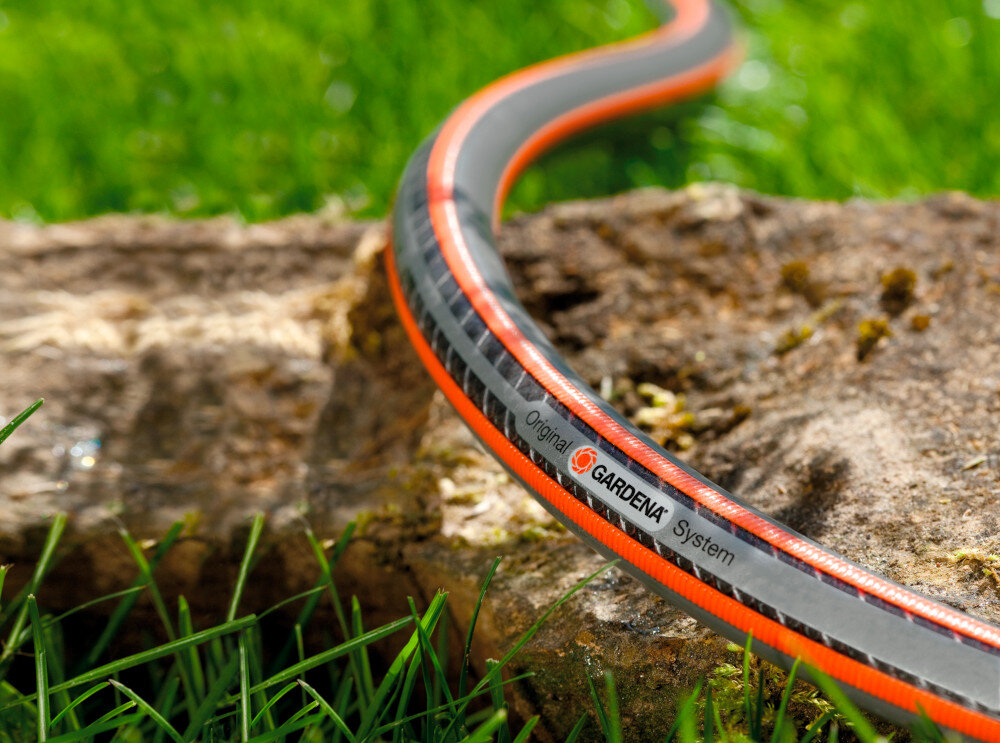 Wąż ogrodowy spiralny GARDENA Comfort HighFlex 3-4 cala 50 m 18085-20 wygodne podlewanie efektywnosc odpornosc na mroz i promienie UV elastycznosc optymalna dlugosc trwaly praktyczne rozwiazanie