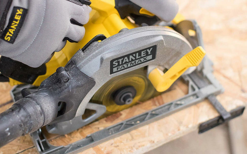 STANLEY FME301 pilarka cięcie docinanie płyty