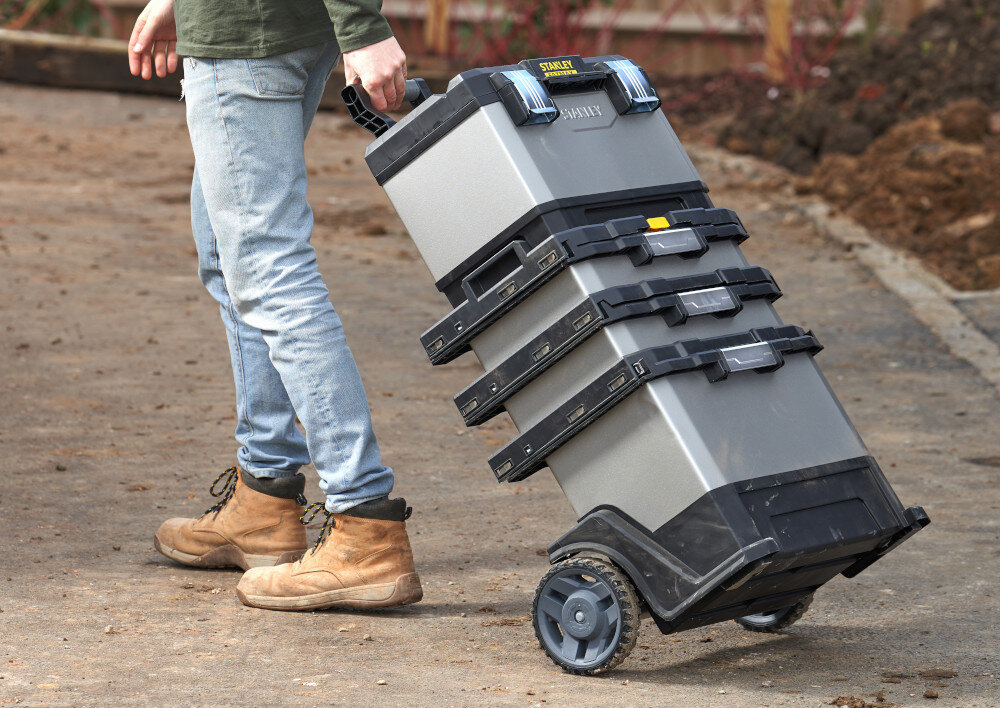 Skrzynka narzędziowa STANLEY FatMax 1-95-622 plac budowy osoba ciągnie skrzynki po drodze mobilny warsztat do przechowywania i transportu cztery odrębne segmenty skrócić czas przygotowania stanowiska efektywność codziennych działań