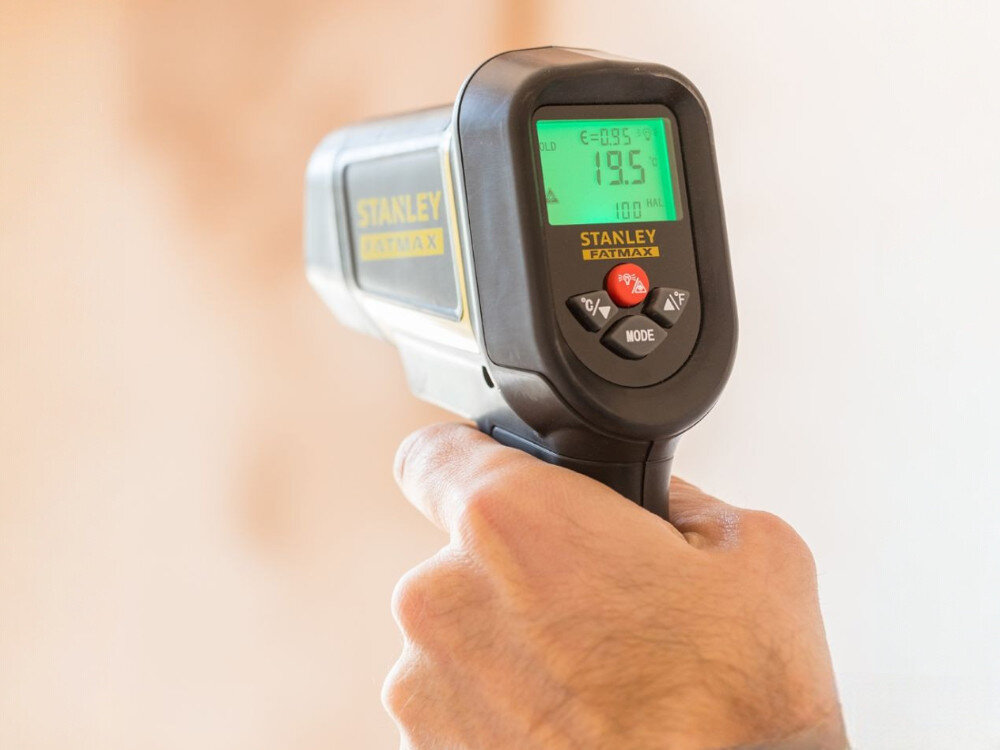 Termometr STANLEY Fatmax FMHT0-77422, pomiar, laser, ciepło, profesjonalny, Pomiar temperatury powierzchni termometrem Stanley Fatmax.