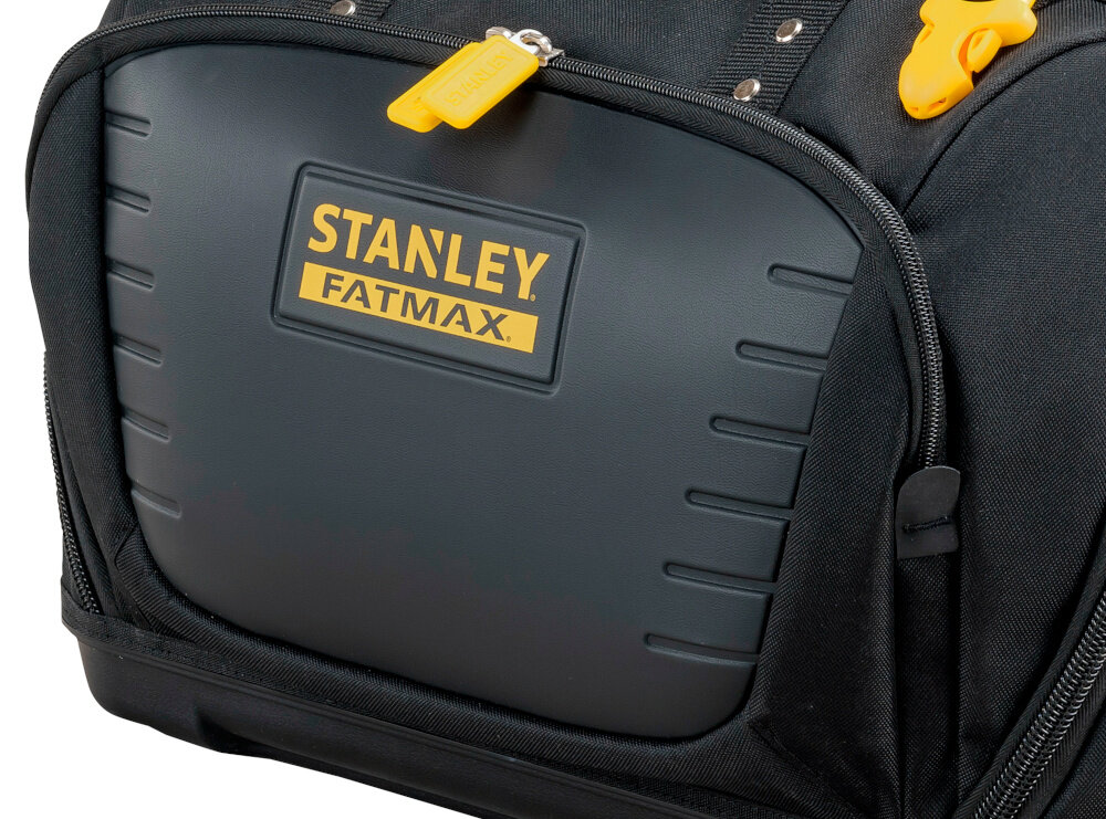 Torba narzędziowa STANLEY FMST1-80147 zbliżenie na przednią kieszonkę specjalna przegroda przeznaczona na drobiazgi porządek i bezpieczeństwo
