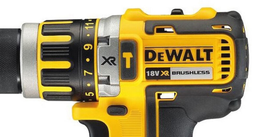 Wiertarko-wkrętarka DEWALT DCD795M2-QW nowoczesny wydajny silnik bezszczotkowy 15-pozycyjna regulacja momentu obrotowego sprzęgło