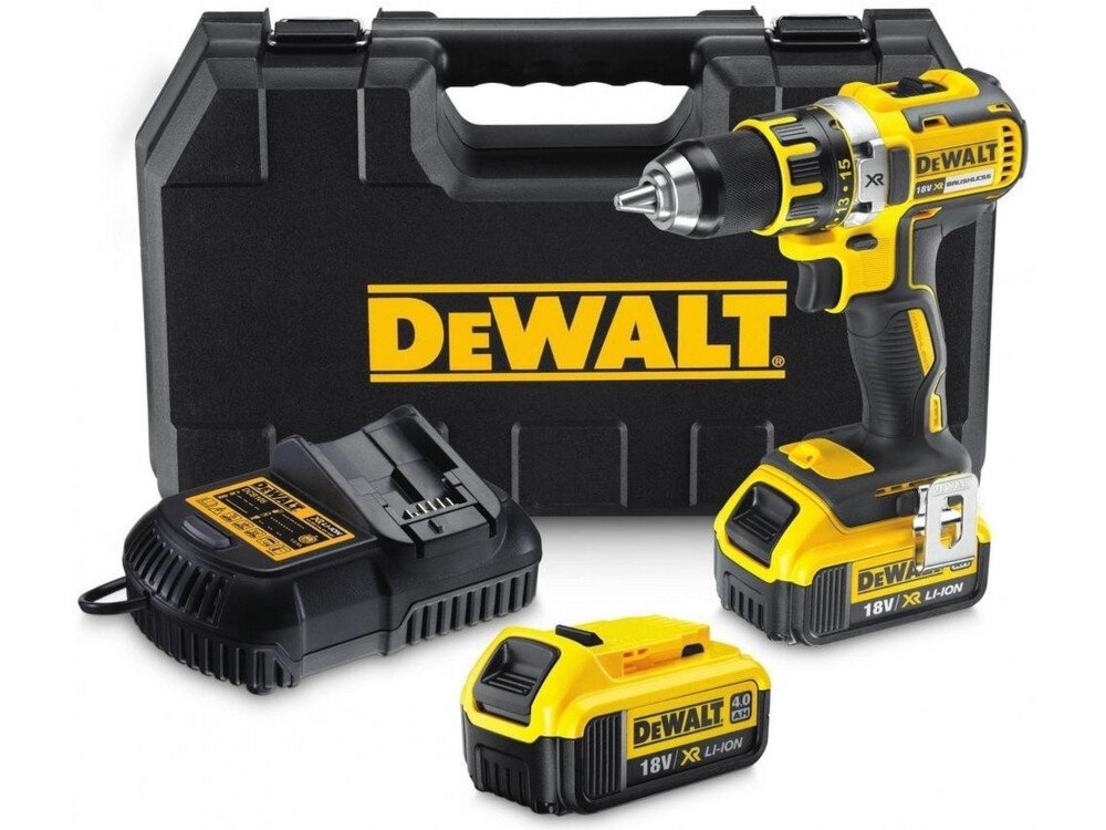 Wiertarko-wkrętarka DEWALT DCD795M2-QW w zestawie 2 akumulatory ładowarka zaczep do paska uchwyt magnetyczny walizka narzędziowa instrukcja obsługi w języku polskim karta gwarancyjna