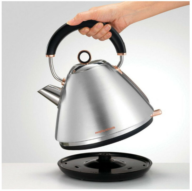 Czajnik MORPHY RICHARDS 102104 Czarny  
