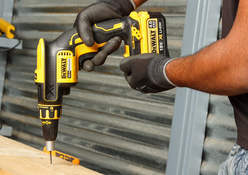 Wkrętarka DEWALT DCF620N-XJ sprzet dla kazdego mala skuteczna mobilnosc