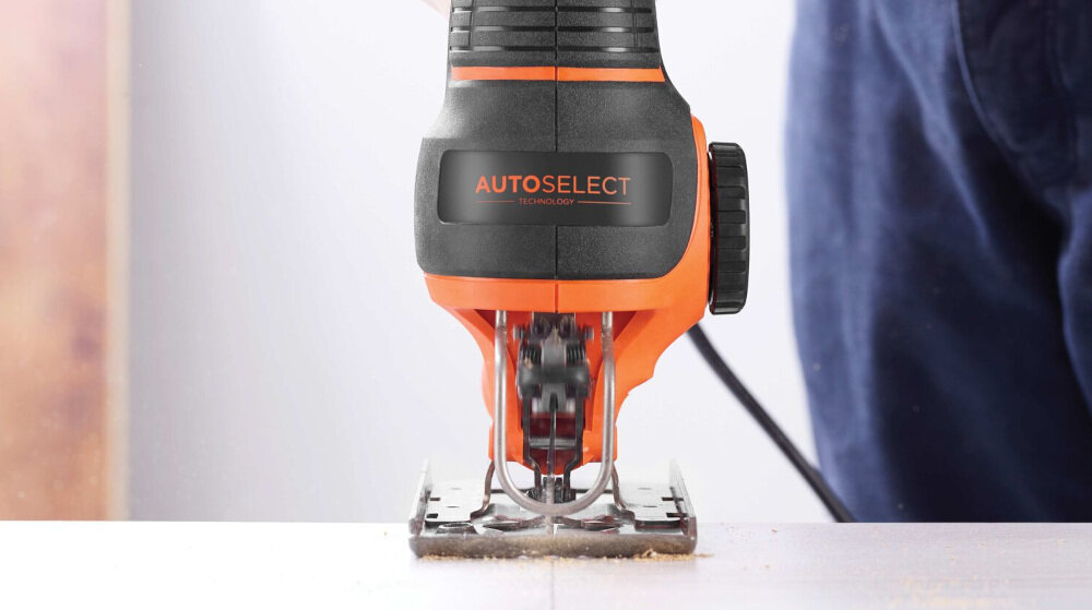 Wyrzynarka BLACK&DECKER KS801SE technologia Autoselect pokrętło tryb pracy wbudowane światło LED zmniejszone wibracje