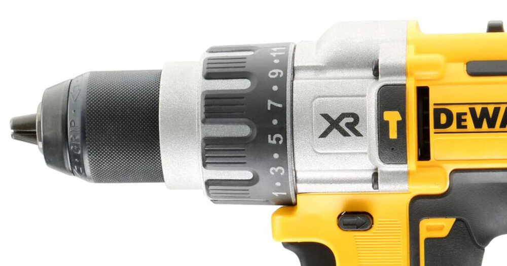 Wiertarko-wkrętarka DEWALT DCD997P2B-QW 11-pozycjna regulacja momentu obrotowego maksymalna średnica wiercenia w drewnie do 55 mm w metalu  i stali do 15 mm zabezpieczanie przed zablokowaniem w trybie wiercenia BING UP obroty konfigurowane na każdej prędkości maksymalna częstotliwość udaru do 38250 ud/min